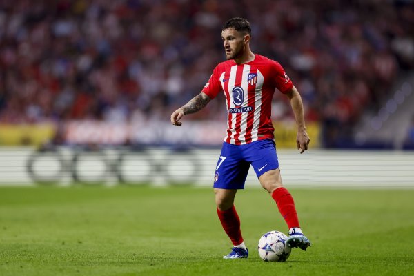 Buzzer mang thất bại! Romano: Xavi Garland không chuyển đến Rừng Nottingham, không có đủ thời gian