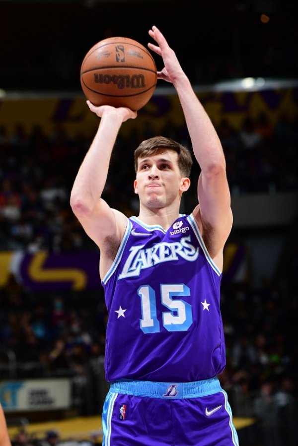 Phóng viên Lakers: Khả năng ph