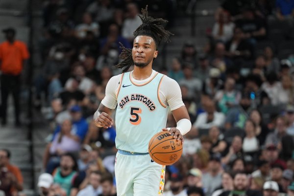 Có khả năng tấn công và chuyền